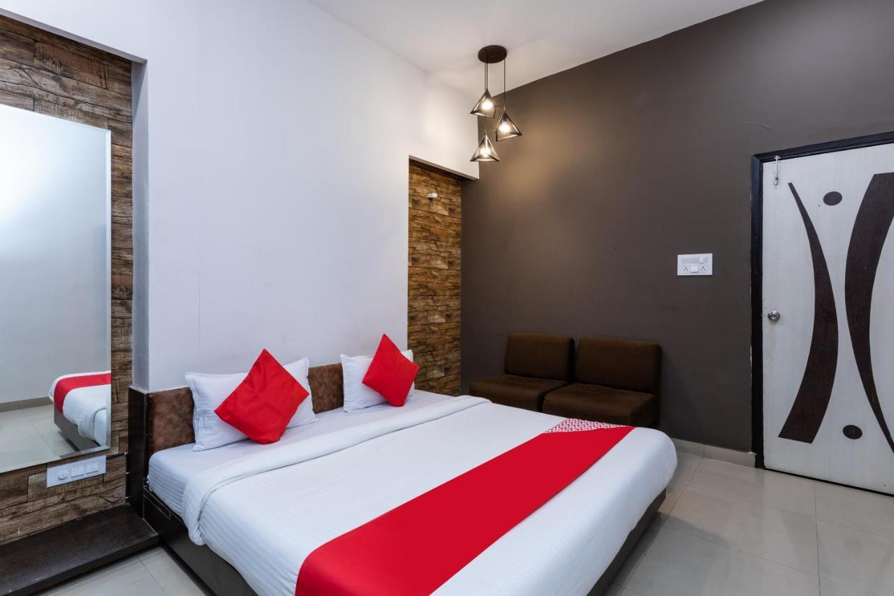 Oyo 75956 格兰德酒店 Rourkela 外观 照片